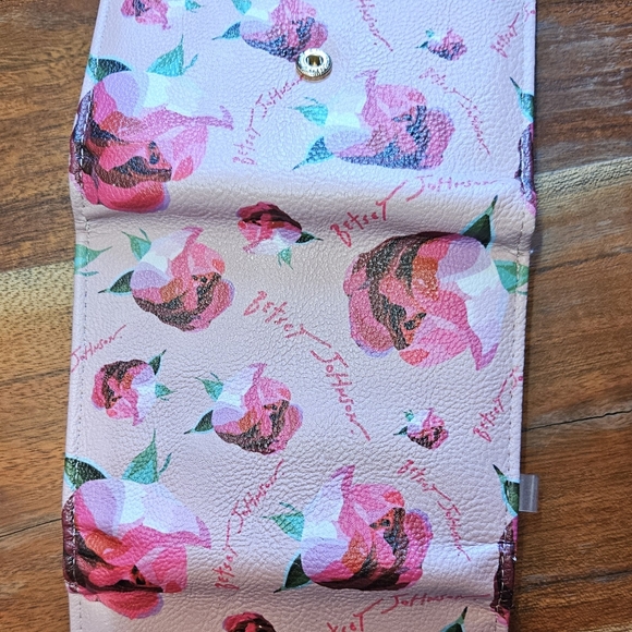 BETSEY JOHNSON FLORAL TRI FOLD PEBBLED LEATHER WALLET - Picture 2 of 8